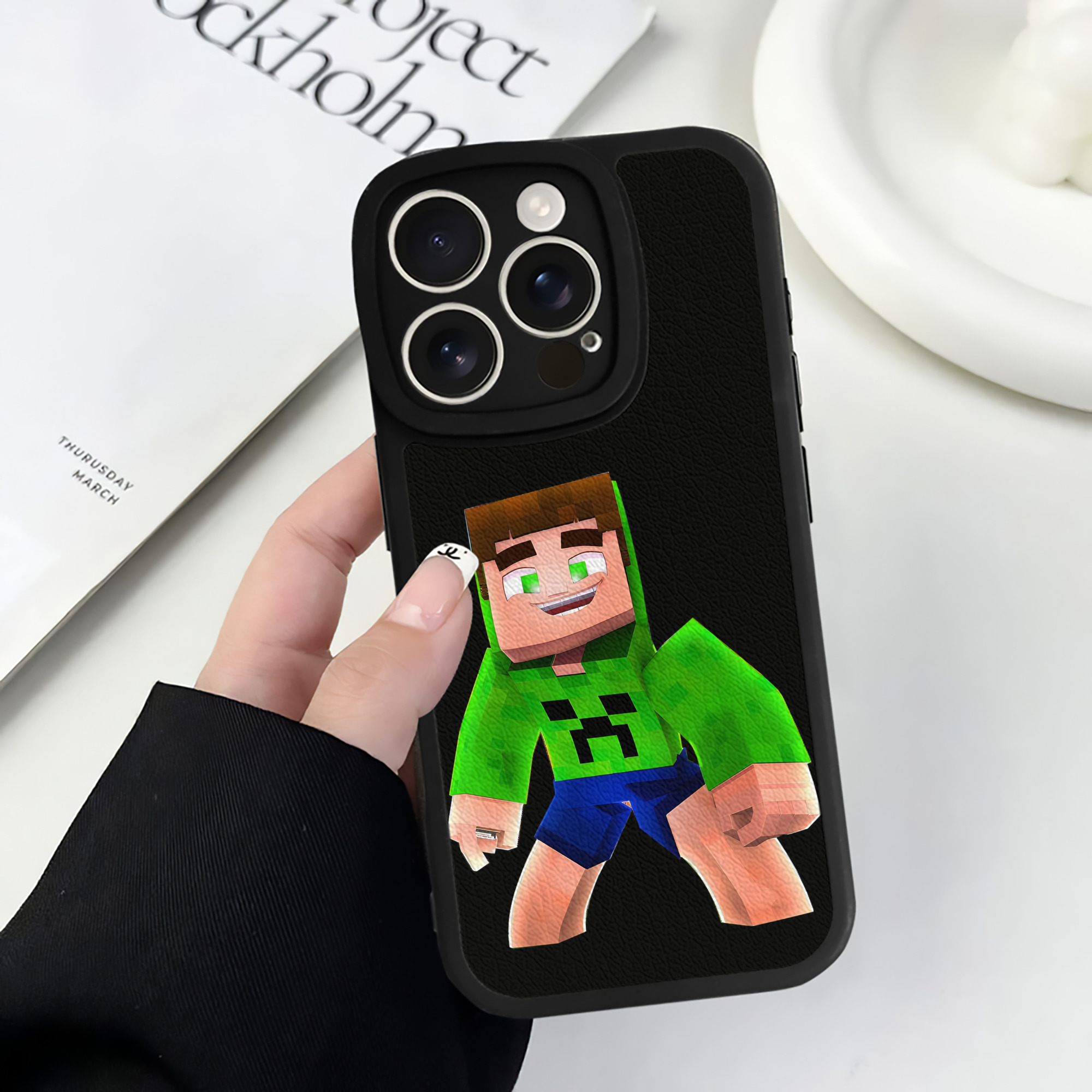 （画像用） マインクラフト ブロックの世界 Minecraft MC Block world 【iPhone 16シリーズ対応】シリコンスマホケース（レザー調） 材質：シリコン